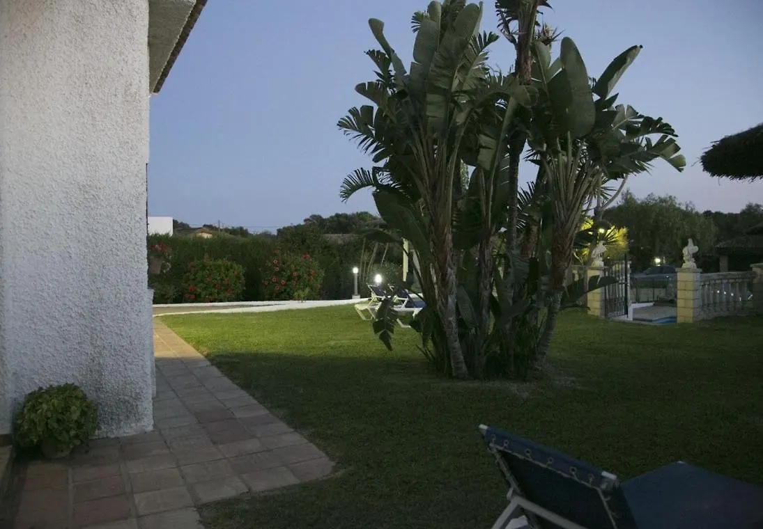 Hacienda El Romeral Zahora 0*,